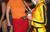 Hoe samen te stellen een Velma Dinkley kostuum voor Halloween