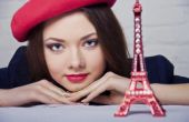 Hoe te te verfraaien een tiener slaapkamer met een thema van Parijs