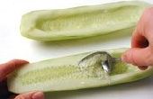Hoe schil en zaad een komkommer