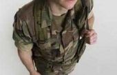 Hoe maak je een zelfgemaakte Camouflage soldaat kostuum