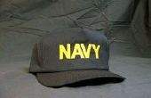 Hoe te dragen een Marine uniforme Cap