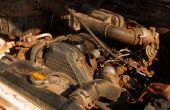 Hoe te bloeden lucht uit het brandstofsysteem van een Yanmar Diesel