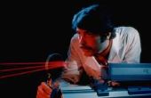 Hoe maak je een laserpointer van een CD-speler