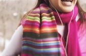 Hoe maak je een No-naai krullend Fleece sjaal met franjes