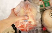 Hoe te snel ontdooien bevroren kip geheel