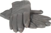 Witte vlekken verwijderen uit lederen handschoenen