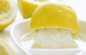Hoe maak je limonade door het koken van de korst