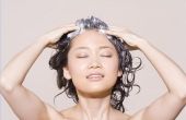 How to Shampoo Hair na een Permanent