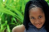Weinig zwarte meisjes kapsels voor leeftijden 7 tot en met 10