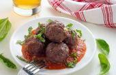 Gemakkelijk Mozzarella-gevulde gehaktballen recept