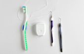 Het gebruik van tandheelkundige Tools thuis om plak te verwijderen