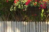 Hoe te zetten een hek-paneel in een hek