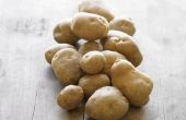 Het gebruik van aardappelen in uw schoonheid Routine
