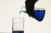 Projecten van de wetenschap op of de kleur van Water de verdamping beïnvloedt