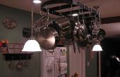 Hoe hangen een Pot Rack en lichten over een keukeneiland