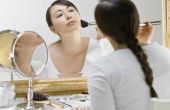 Hoe om te voorkomen dat uw make-up kragen opvragen