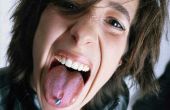 Hoe te verbergen een Tongue Piercing