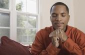Hoe om zich te concentreren op God in gebeden