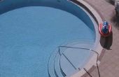Hoe te het terrasgedeelte van een betonnen zwembad