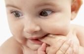 Hoe Massage Baby tandvlees tandjes