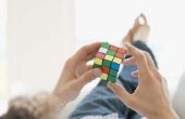 Hoe Flip twee hoeken op een 2 x 2 x 2 Rubik's Cube