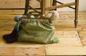 Wat kan ik zetten onder mijn meubels om te voorkomen dat mijn hardhoutvloeren krassen?