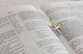 Hoe maak je een bladwijzer van de Bijbel