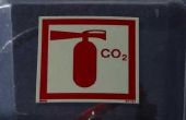 Wat voorzorgsmaatregelen moeten worden nageleefd bij het ontladen van een CO2-brandblusser & Waarom Is dit nodig?