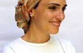 Hoe te een hoofddoek binden in de stijl van de Nederlandse kroon
