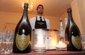 Hoe om te ontspannen van de Dom Perignon Champagne