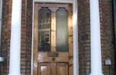 Hoe een houten deur glazuur
