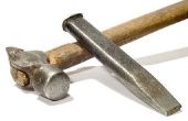 Hoe te breken een rots met een hamer & een beitel