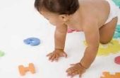 Hoe om een 12-maand-oude de fysieke ontwikkeling te stimuleren