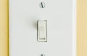 Hoe maak je een dubbele lichtschakelaar uit een enkelvoudige lichtschakelaar