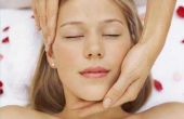 Het uitvoeren van de TMJ decompressie Massage wachtruimte in craniale Massage