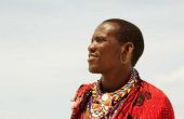 Verschillende Afrikaanse tribale Piercings