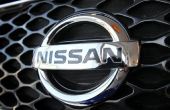 How to Install een Tow Trailer Relay op een Nissan Titan