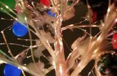 Ideeën voor het verfraaien van witte kerstbomen