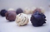 Hoe maak je gedoopt in witte chocolade truffels