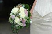 Hoe te verpakken van het handvat van de houder van een bruiloft-Bouquet