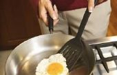 Tips voor het koken eieren Over gemakkelijk Vs. Sunny Side Up
