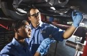 Hoe te repareren van een 2000 Toyota Camry EGR klep