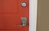Hoe gemakkelijk installeren een Deadbolt Lock op een deur