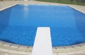 De minimale waterdiepte voor een duikplank voor zwembaden