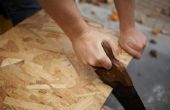 Hoe te knippen een hoek van 60 graden in hout