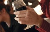 Wat kan de slijtage van een dame op een Casual wijn feestje?