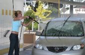 Hoe om te wassen van uw auto met een plek vrij spoeling