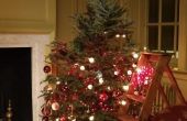 Hoe te decoreren een kerstboom met veelkleurige lichten