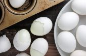 Hoe met een Muffin Pan koken hardgekookte eieren