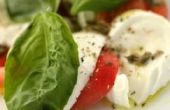 Hoe maak je een Caprese salade met balsamico vermindering